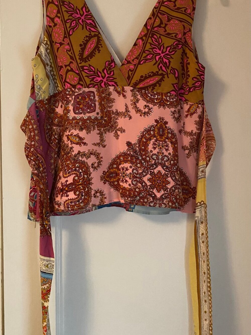 Alice & Trixie Top, size Large, Multi-pattern/colors - Picture 4 of 7